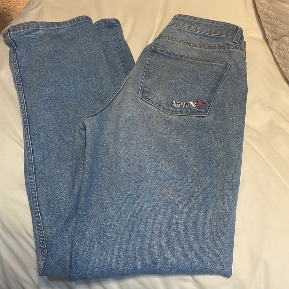 Djerf Avenue Straight Jeans Tall. Size 30